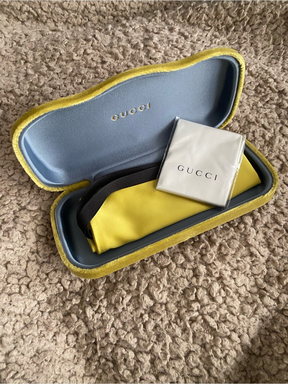 Gucci Green velvet Eyewear Case!!